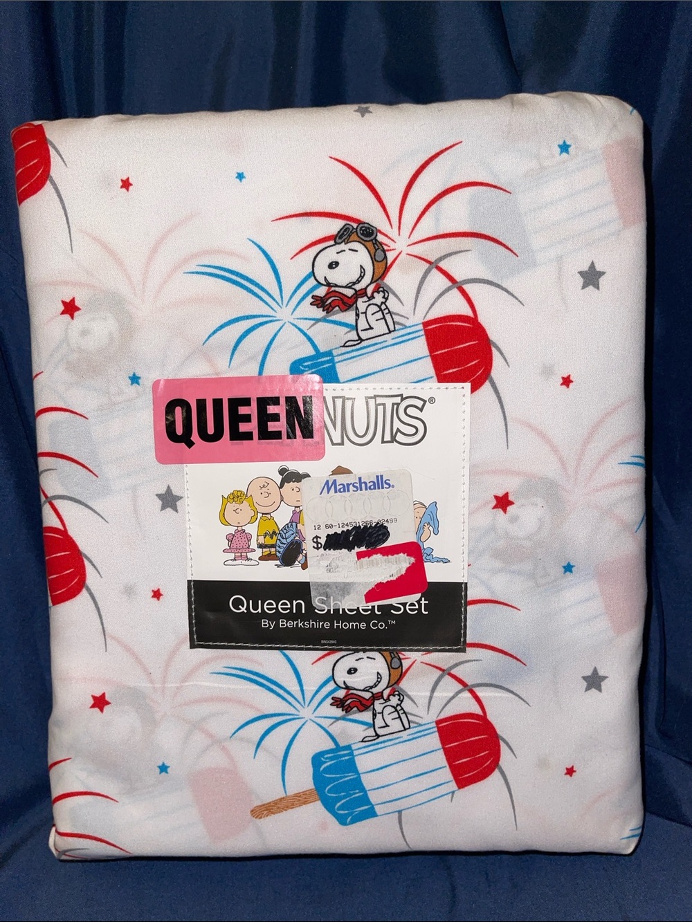 Peanuts Queen Sheet Set White with Red, Blue, Gray Star & Firework Snoopy Print